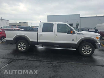 2015 Ford Super Duty F-250 Lariat Crew Cab Medium Bed - miniatura 4