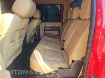 2015 Ford Super Duty F-250 Lariat Crew Cab Medium Bed - miniatura 13