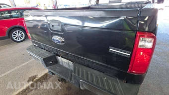 2015 Ford Super Duty F-250 Lariat Crew Cab Medium Bed - miniatura 22