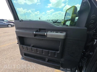 2015 Ford Super Duty F-250 Lariat Crew Cab Medium Bed - miniatura 9