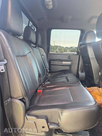 2015 Ford Super Duty F-250 Lariat Crew Cab Medium Bed - miniatura 16