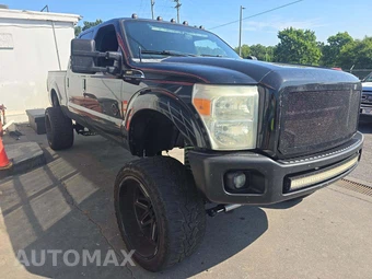 2015 Ford Super Duty F-250 Lariat Crew Cab Medium Bed - miniatura 4