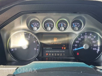 2015 Ford Super Duty F-250 Platinum Crew Cab Medium Bed - miniatura 12