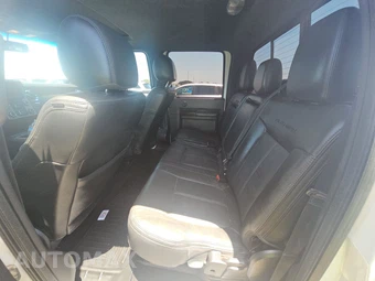 2015 Ford Super Duty F-250 Platinum Crew Cab Medium Bed - miniatura 13