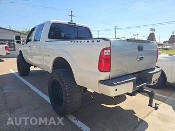 2015 Ford Super Duty F-250 Platinum Crew Cab Medium Bed - miniatura 2