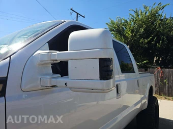 2015 Ford Super Duty F-250 Platinum Crew Cab Medium Bed - miniatura 27