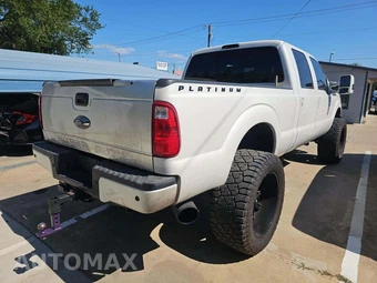 2015 Ford Super Duty F-250 Platinum Crew Cab Medium Bed - miniatura 3
