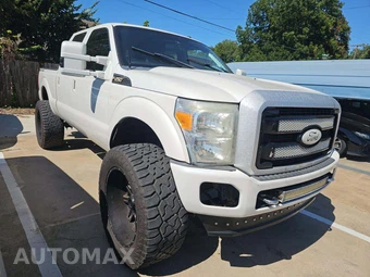 2015 Ford Super Duty F-250 Platinum Crew Cab Medium Bed - miniatura 4