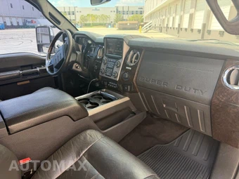 2015 Ford Super Duty F-250 Platinum Crew Cab Medium Bed - miniatura 13