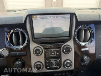 2015 Ford Super Duty F-250 Platinum Crew Cab Medium Bed - miniatura 16