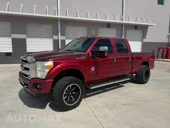 2015 Ford Super Duty F-250 Platinum Crew Cab Medium Bed - miniatura 8