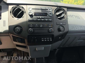 2015 Ford Super Duty F-250 XL Crew Cab Long Bed - miniatura 10