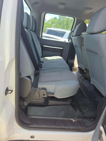 2015 Ford Super Duty F-250 XL Crew Cab Long Bed - miniatura 16