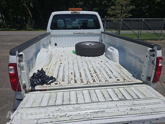 2015 Ford Super Duty F-250 XL Crew Cab Long Bed - miniatura 14