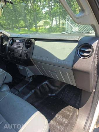 2015 Ford Super Duty F-250 XL Crew Cab Long Bed - miniatura 19