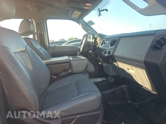 2015 Ford Super Duty F-250 XL Crew Cab Medium Bed - miniatura 8