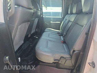 2015 Ford Super Duty F-250 XL Crew Cab Medium Bed - miniatura 13