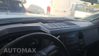 2015 Ford Super Duty F-250 XL Crew Cab Medium Bed - miniatura 21