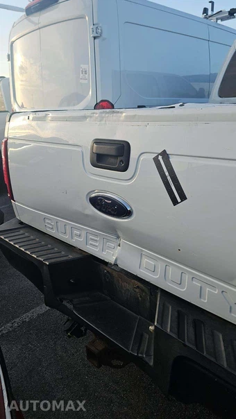 2015 Ford Super Duty F-250 XL Crew Cab Medium Bed - miniatura 28