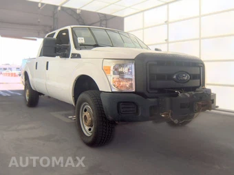 2015 Ford Super Duty F-250 XL Crew Cab Medium Bed - miniatura 3