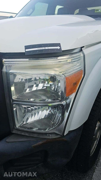 2015 Ford Super Duty F-250 XL Crew Cab Medium Bed - miniatura 37