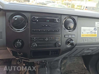 2015 Ford Super Duty F-250 XL Crew Cab Medium Bed - miniatura 10