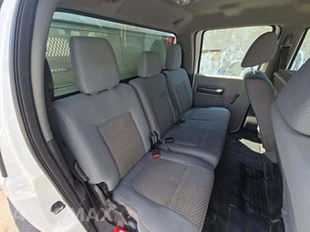 2015 Ford Super Duty F-250 XL Crew Cab Medium Bed - miniatura 16