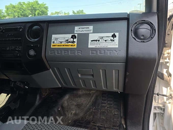 2015 Ford Super Duty F-250 XL Crew Cab Medium Bed - miniatura 19