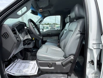 2015 Ford Super Duty F-250 XL Crew Cab Medium Bed - miniatura 12