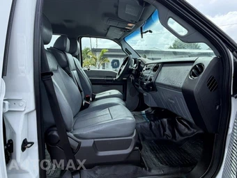 2015 Ford Super Duty F-250 XL Crew Cab Medium Bed - miniatura 16