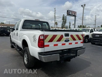 2015 Ford Super Duty F-250 XL Crew Cab Medium Bed - miniatura 7