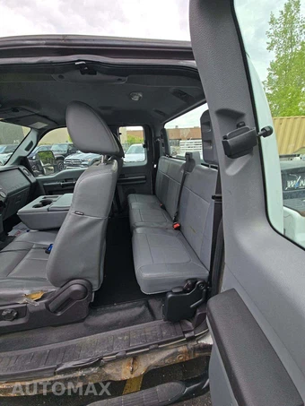 2015 Ford Super Duty F-250 XL Extended Cab Medium Bed w/Rear Doors - miniatura 10