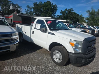 2015 Ford Super Duty F-250 XL Regular Cab Long Bed - miniatura 3