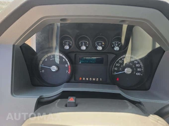2015 Ford Super Duty F-250 XL Regular Cab Long Bed - miniatura 9