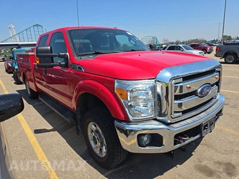 2015 Ford Super Duty F-250 XLT Crew Cab Long Bed - miniatura 3