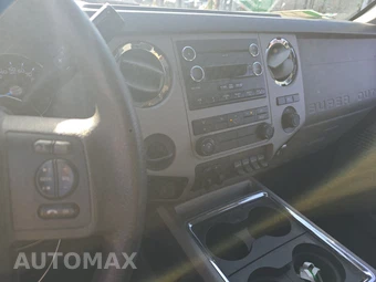 2015 Ford Super Duty F-250 XLT Crew Cab Medium Bed - miniatura 11