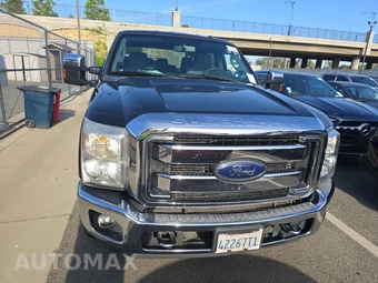 2015 Ford Super Duty F-250 XLT Crew Cab Medium Bed - miniatura 2