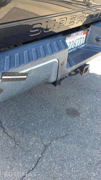 2015 Ford Super Duty F-250 XLT Crew Cab Medium Bed - miniatura 21