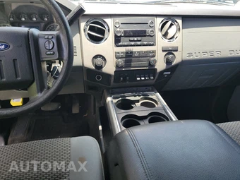 2015 Ford Super Duty F-250 XLT Crew Cab Medium Bed – miniatura 11