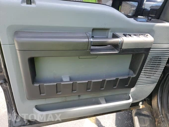 2015 Ford Super Duty F-250 XLT Crew Cab Medium Bed – miniatura 9
