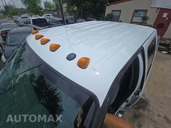 2015 Ford Super Duty F-250 XLT Crew Cab Medium Bed - miniatura 12