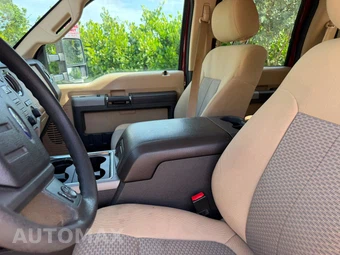 2015 Ford Super Duty F-250 XLT Crew Cab Medium Bed - miniatura 11