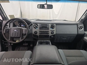 2015 Ford Super Duty F-250 XLT Crew Cab Medium Bed - miniatura 11