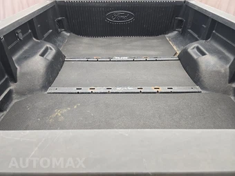 2015 Ford Super Duty F-250 XLT Crew Cab Medium Bed - miniatura 16
