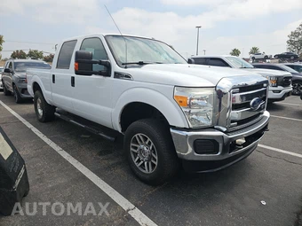 2015 Ford Super Duty F-250 XLT Crew Cab Short Bed - miniatura 3