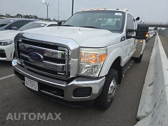 2015 Ford Super Duty F-350 Cab Chassis XL Extended Cab w/Rear Doors DRW