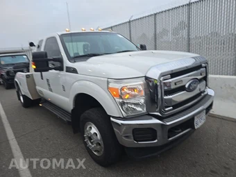 2015 Ford Super Duty F-350 Cab Chassis XL Extended Cab w/Rear Doors DRW - miniatura 3