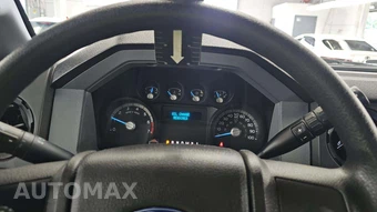 2015 Ford Super Duty F-350 Cab Chassis XL Regular Cab - miniatura 24