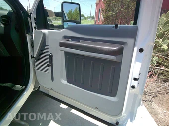 2015 Ford Super Duty F-350 Cab Chassis XL Regular Cab DRW - miniatura 8
