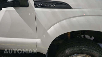 2015 Ford Super Duty F-350 Cab Chassis XL Regular Cab DRW - miniatura 17